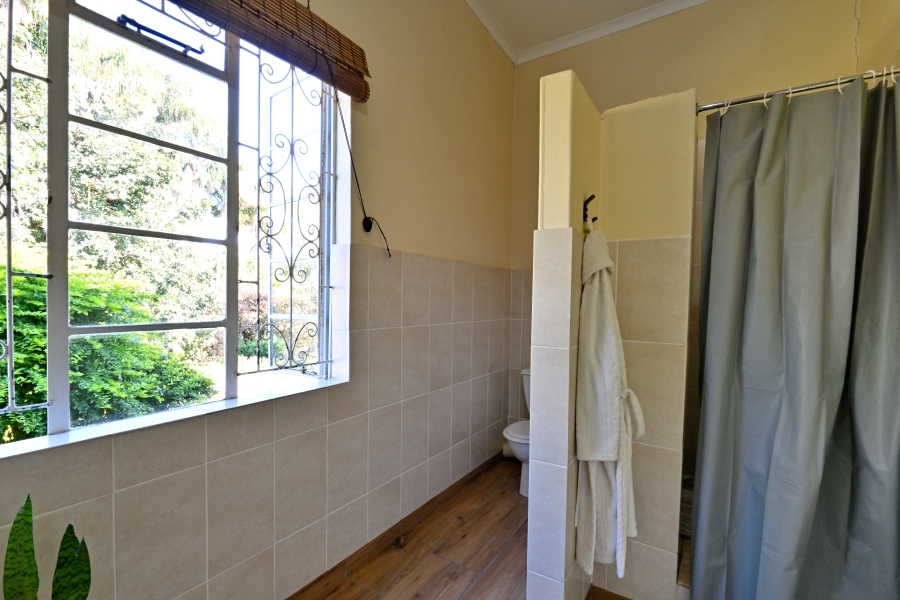 5 Bedroom Property for Sale in Shakaskraal KwaZulu-Natal
