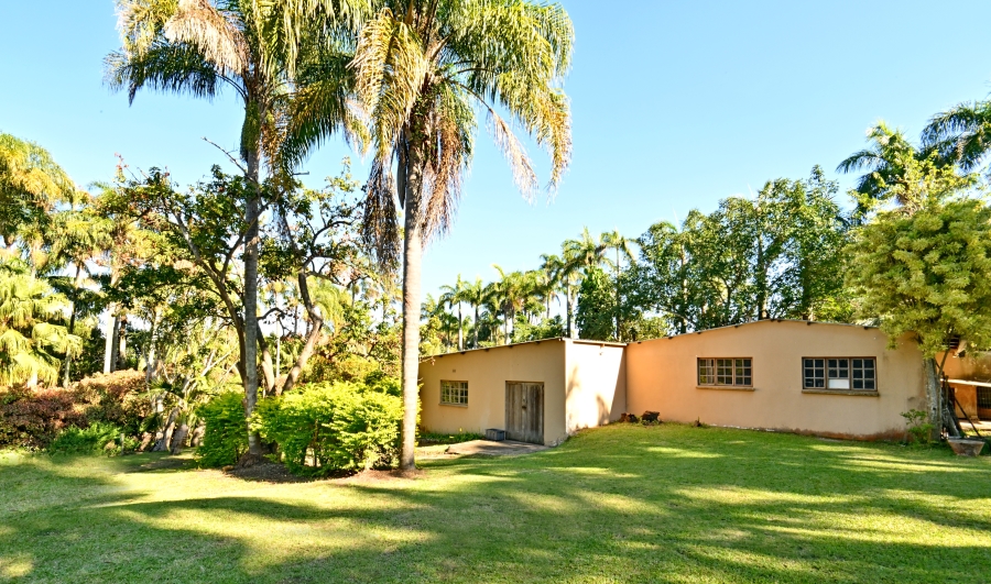 5 Bedroom Property for Sale in Shakaskraal KwaZulu-Natal
