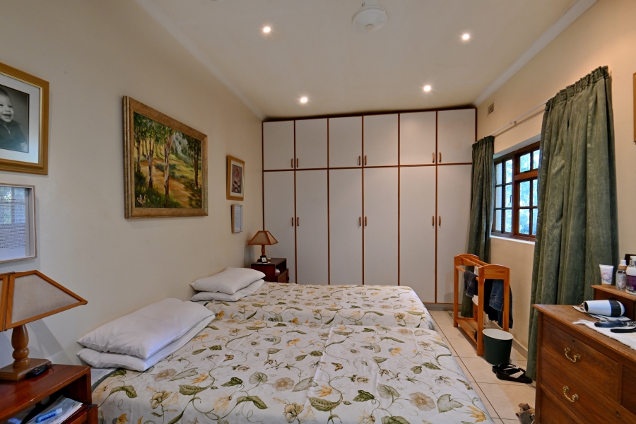 5 Bedroom Property for Sale in Shakaskraal KwaZulu-Natal