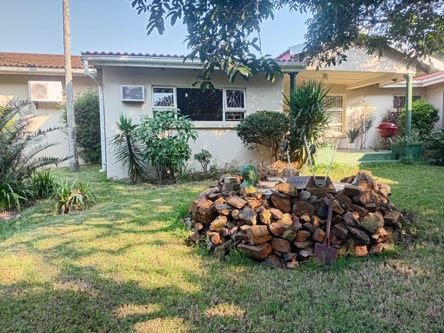 4 Bedroom Property for Sale in Tugela Mouth KwaZulu-Natal