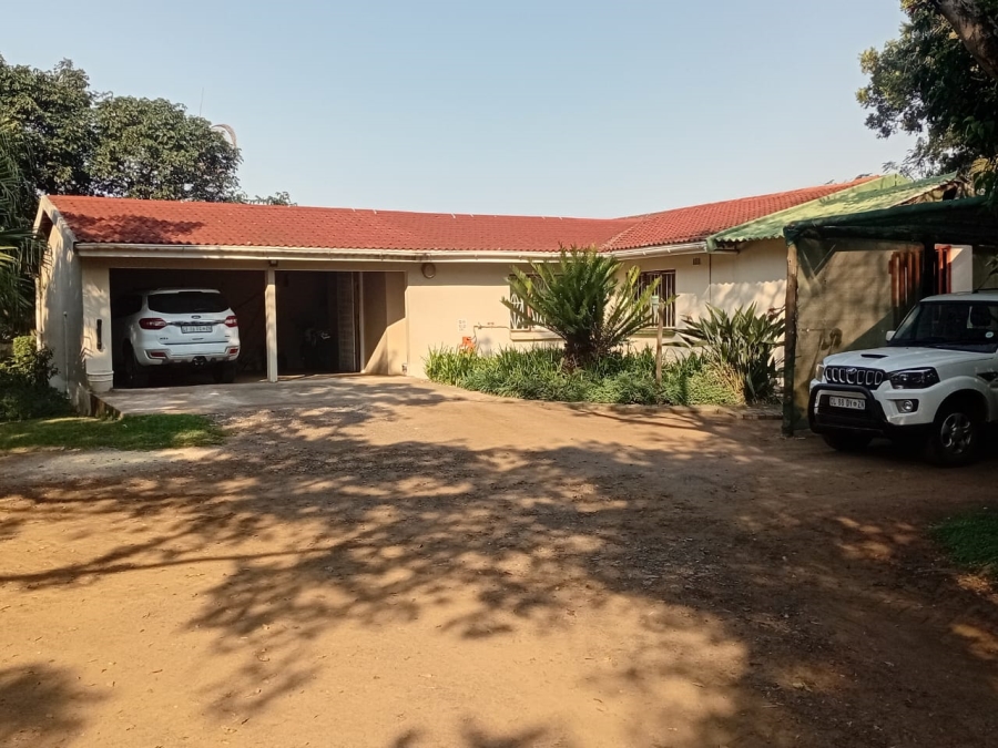 4 Bedroom Property for Sale in Tugela Mouth KwaZulu-Natal