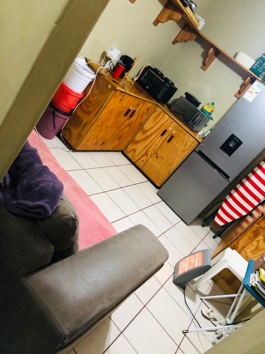 To Let 1 Bedroom Property for Rent in Scottsville KwaZulu-Natal