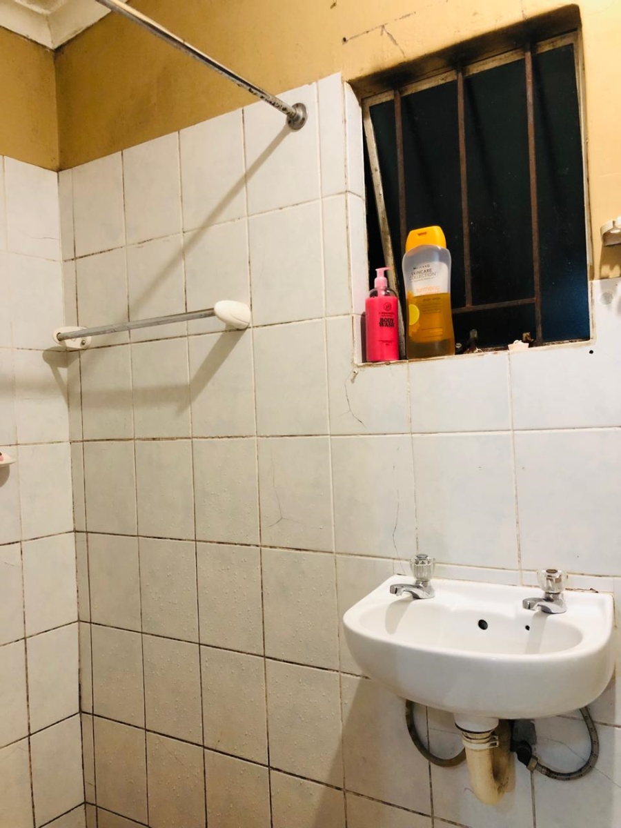 To Let 1 Bedroom Property for Rent in Scottsville KwaZulu-Natal