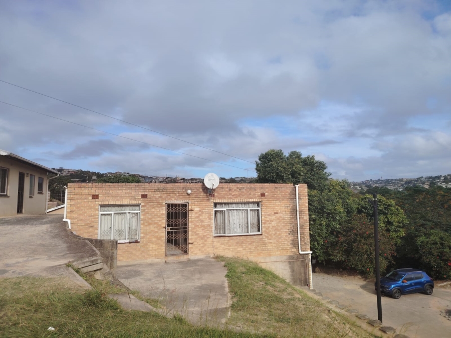 3 Bedroom Property for Sale in Umlazi KwaZulu-Natal