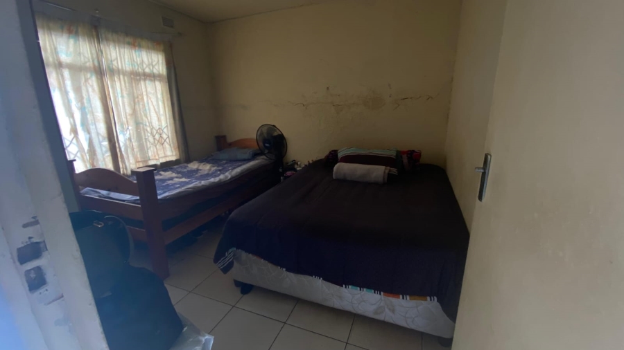 3 Bedroom Property for Sale in Umlazi KwaZulu-Natal