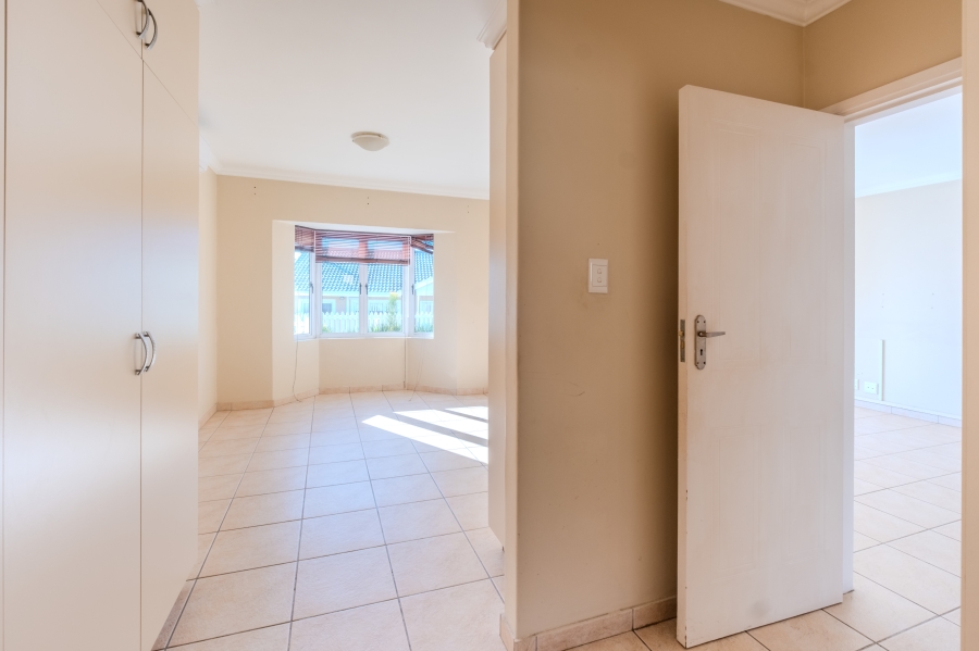 3 Bedroom Property for Sale in Broadlands KwaZulu-Natal