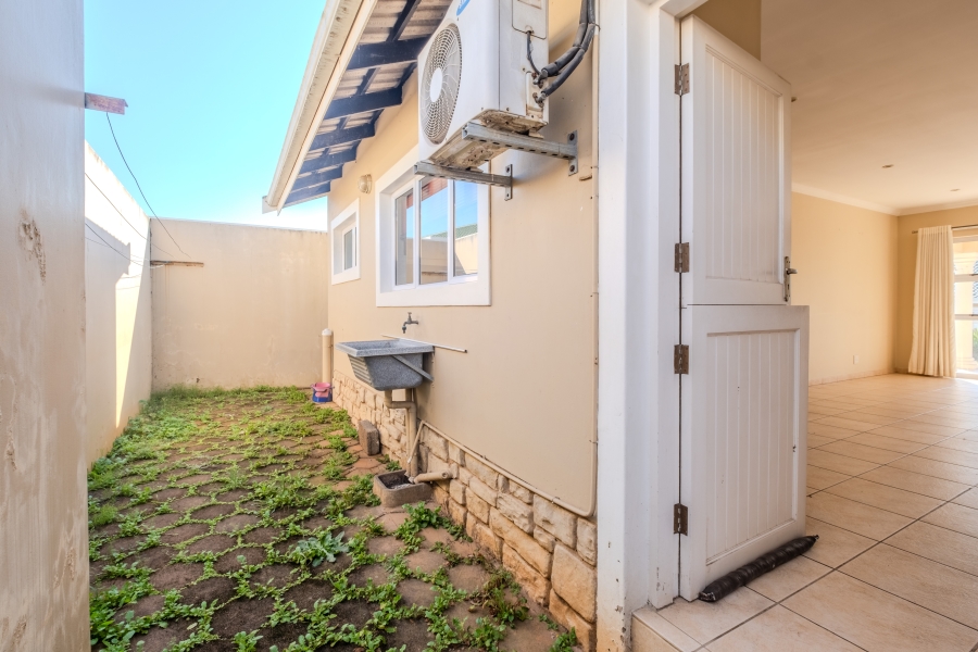 3 Bedroom Property for Sale in Broadlands KwaZulu-Natal
