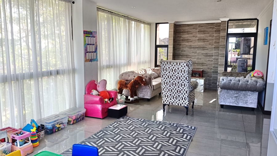 3 Bedroom Property for Sale in Seaward Estate KwaZulu-Natal