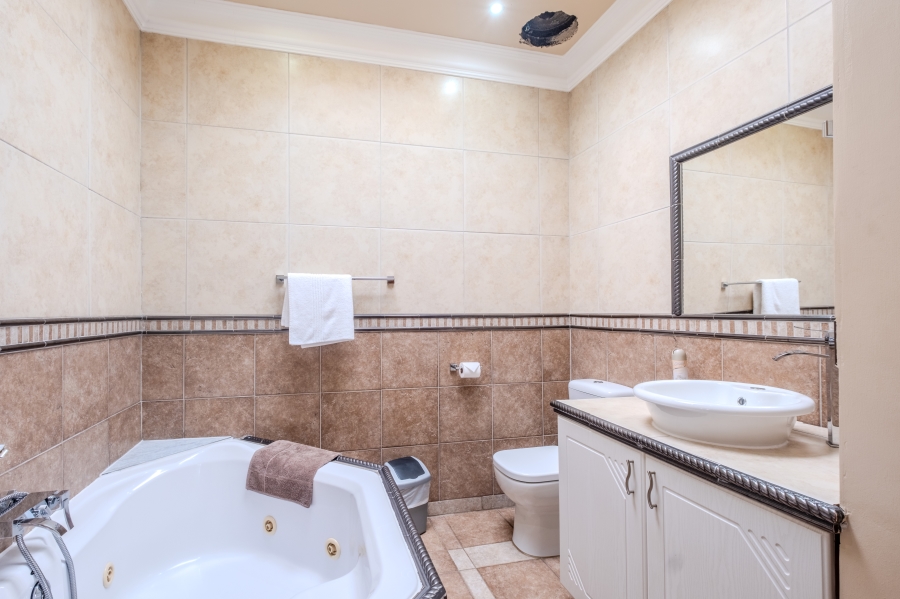 4 Bedroom Property for Sale in Durban North KwaZulu-Natal