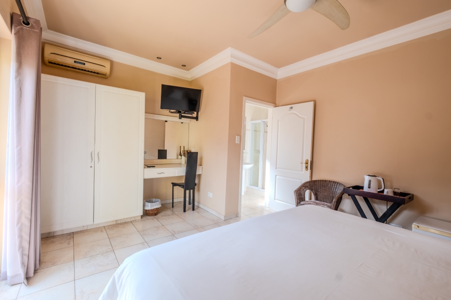 4 Bedroom Property for Sale in Durban North KwaZulu-Natal