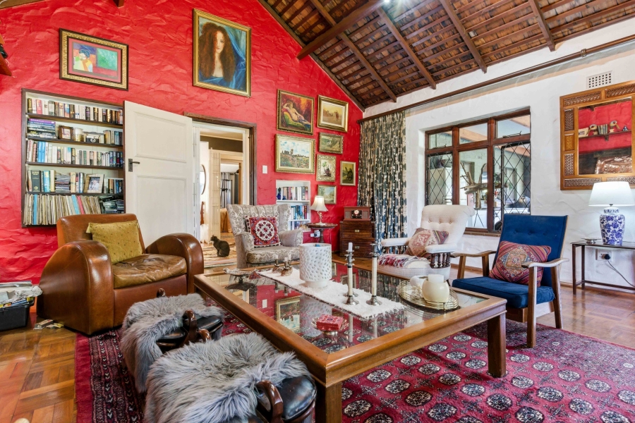 5 Bedroom Property for Sale in Kloof KwaZulu-Natal