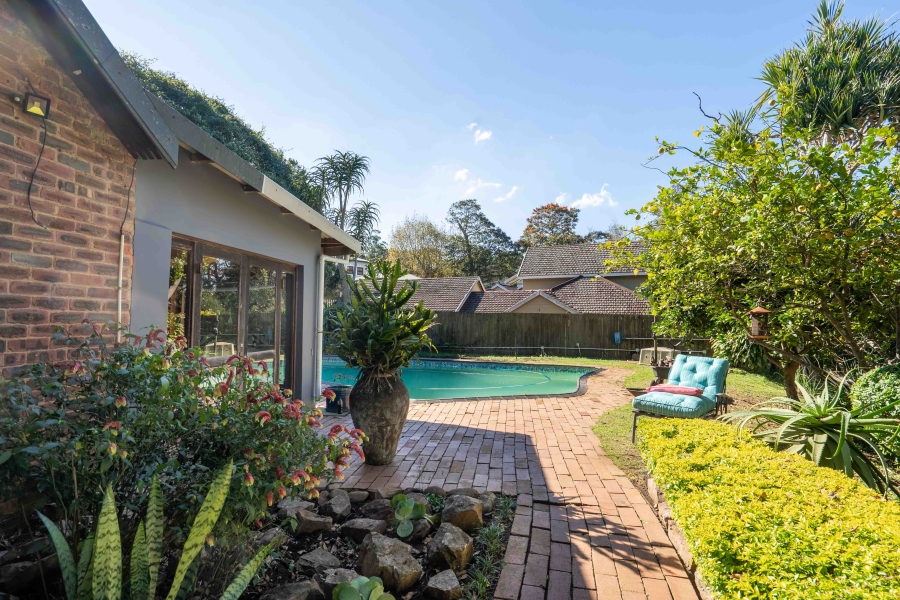 5 Bedroom Property for Sale in Kloof KwaZulu-Natal