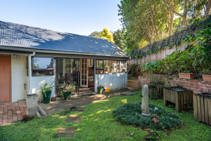 5 Bedroom Property for Sale in Kloof KwaZulu-Natal