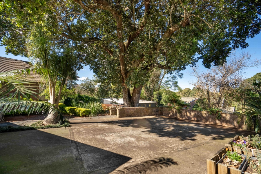 5 Bedroom Property for Sale in Kloof KwaZulu-Natal