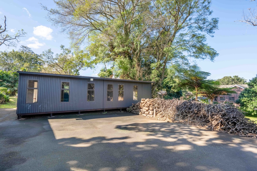 5 Bedroom Property for Sale in Kloof KwaZulu-Natal
