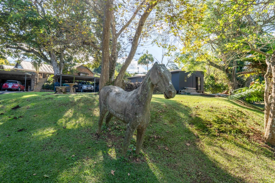 5 Bedroom Property for Sale in Kloof KwaZulu-Natal