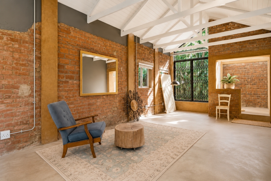 5 Bedroom Property for Sale in Kloof KwaZulu-Natal