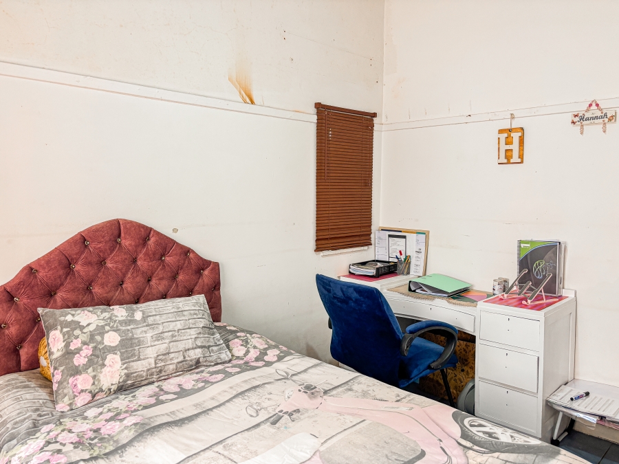 3 Bedroom Property for Sale in Manor KwaZulu-Natal