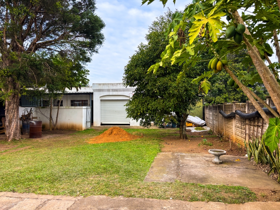 3 Bedroom Property for Sale in Manor KwaZulu-Natal
