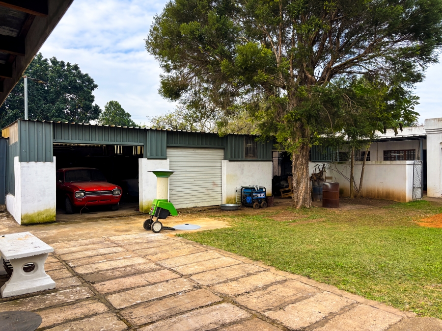 3 Bedroom Property for Sale in Manor KwaZulu-Natal