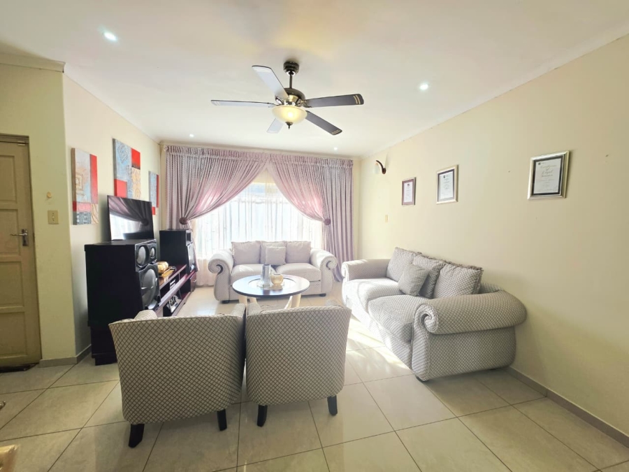 3 Bedroom Property for Sale in Richem KwaZulu-Natal