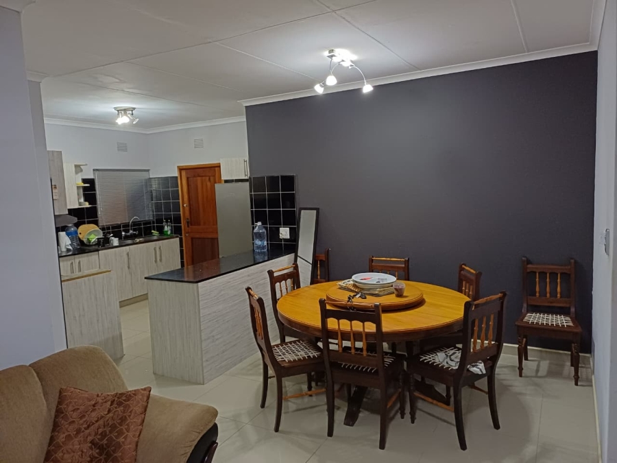 2 Bedroom Property for Sale in Empangeni Central KwaZulu-Natal