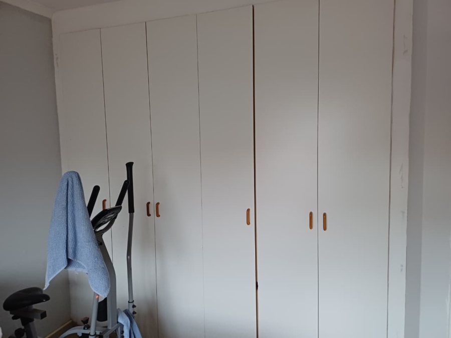2 Bedroom Property for Sale in Empangeni Central KwaZulu-Natal