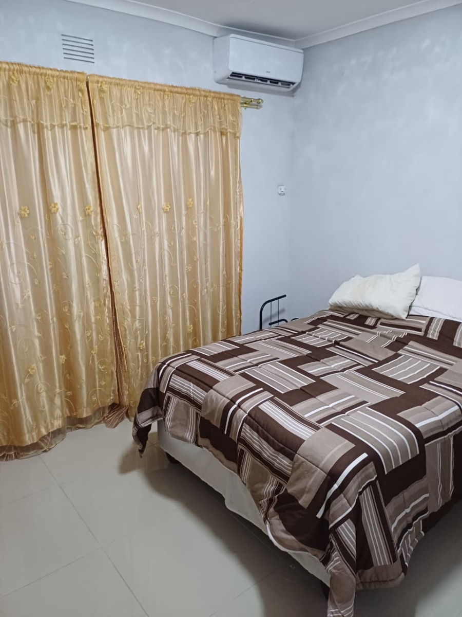 2 Bedroom Property for Sale in Empangeni Central KwaZulu-Natal