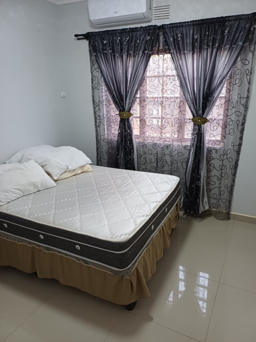 2 Bedroom Property for Sale in Empangeni Central KwaZulu-Natal