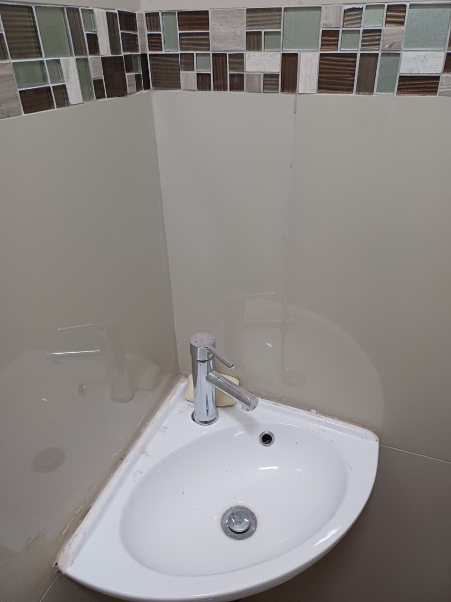 2 Bedroom Property for Sale in Empangeni Central KwaZulu-Natal
