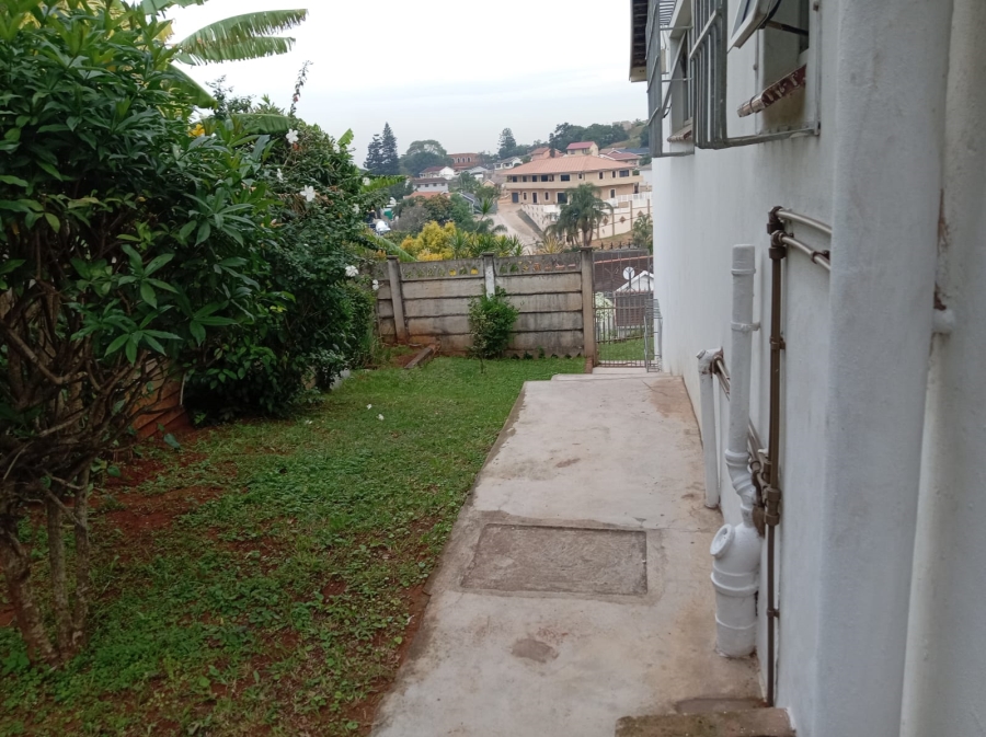 5 Bedroom Property for Sale in Isipingo Hills KwaZulu-Natal