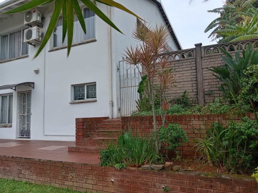 5 Bedroom Property for Sale in Isipingo Hills KwaZulu-Natal