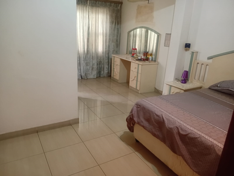 5 Bedroom Property for Sale in Isipingo Hills KwaZulu-Natal