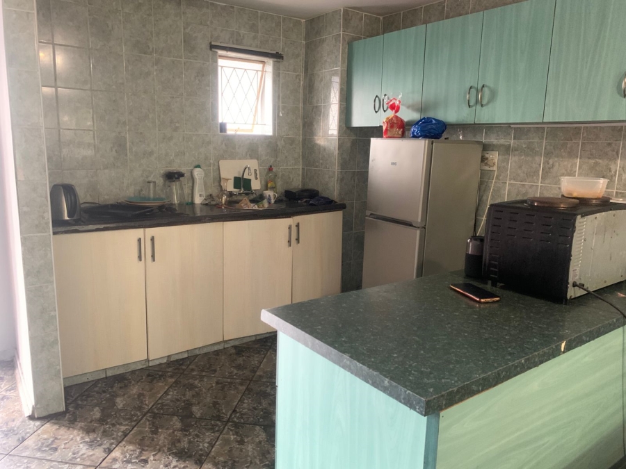 1 Bedroom Property for Sale in Scottsville KwaZulu-Natal
