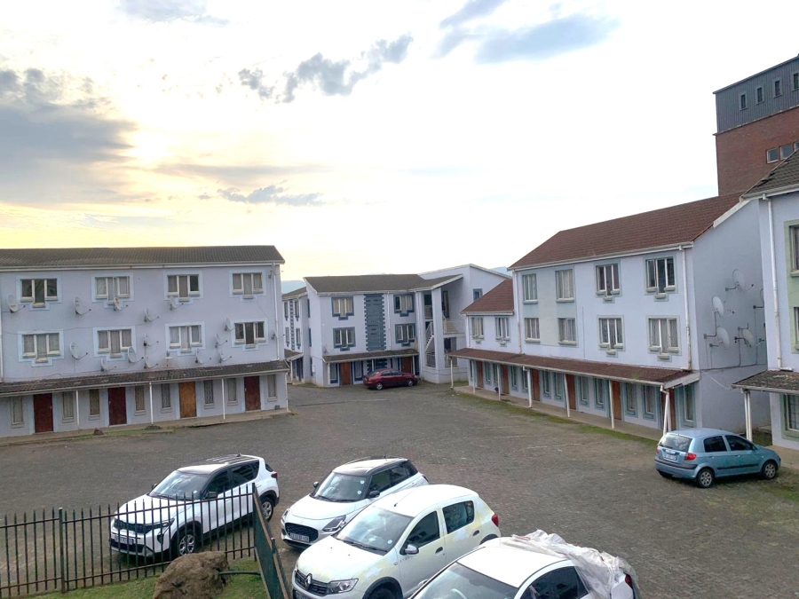 1 Bedroom Property for Sale in Scottsville KwaZulu-Natal
