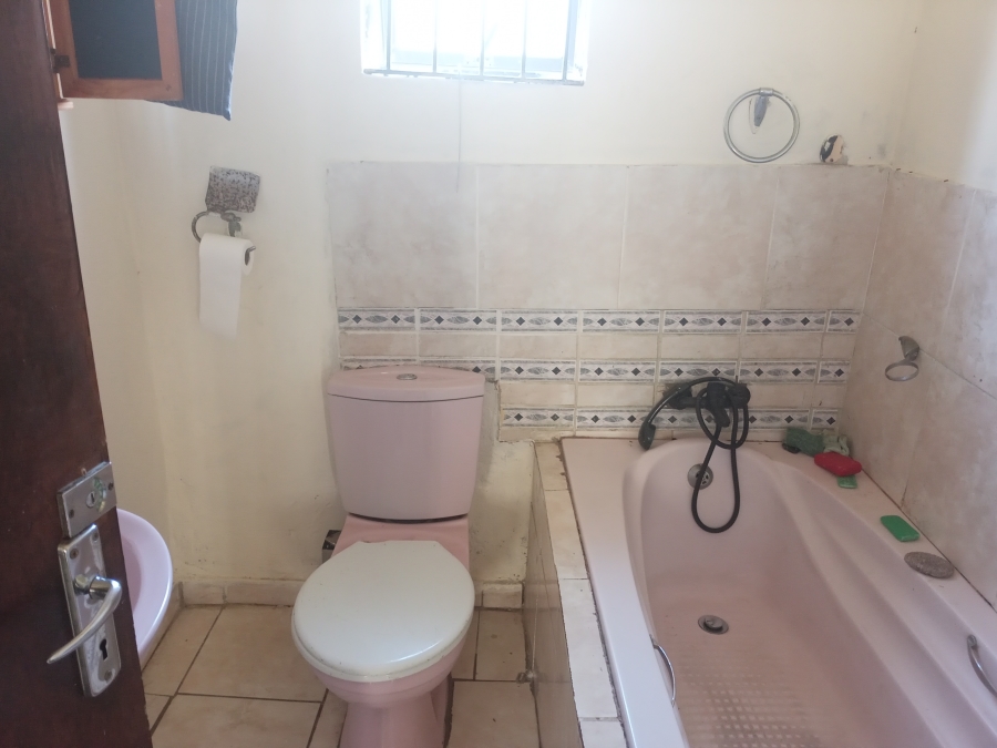 3 Bedroom Property for Sale in Lovu KwaZulu-Natal