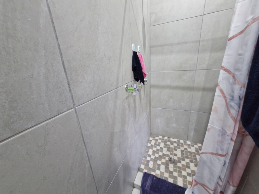 To Let 3 Bedroom Property for Rent in Dawncrest KwaZulu-Natal
