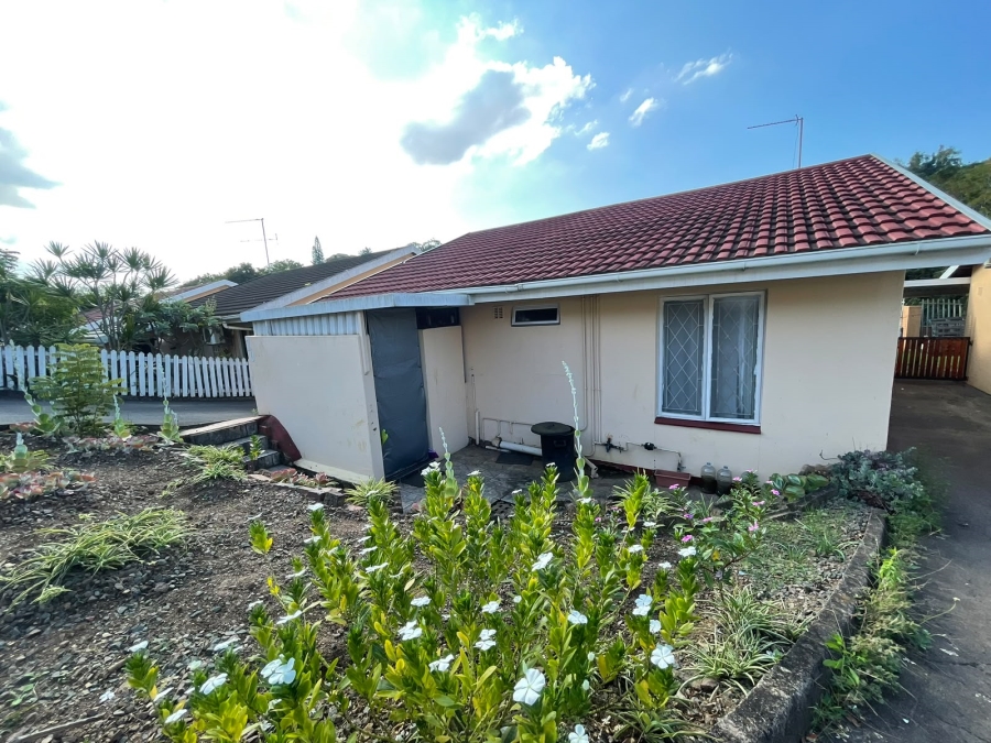 2 Bedroom Property for Sale in Sherwood KwaZulu-Natal