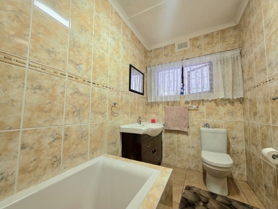 3 Bedroom Property for Sale in Isipingo Hills KwaZulu-Natal