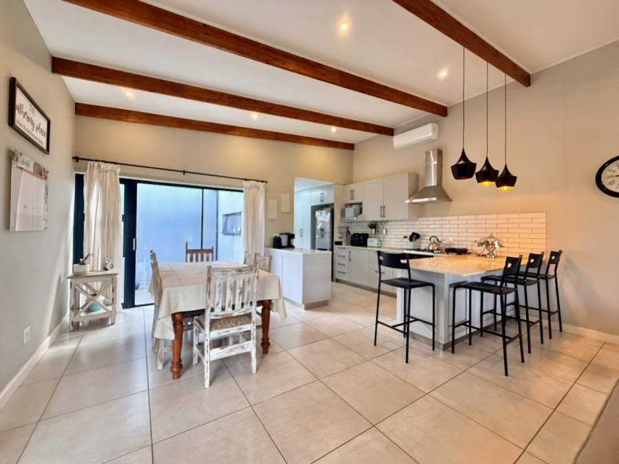 4 Bedroom Property for Sale in Palm Lakes Estate KwaZulu-Natal