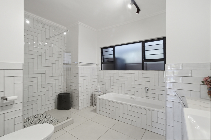 4 Bedroom Property for Sale in Palm Lakes Estate KwaZulu-Natal