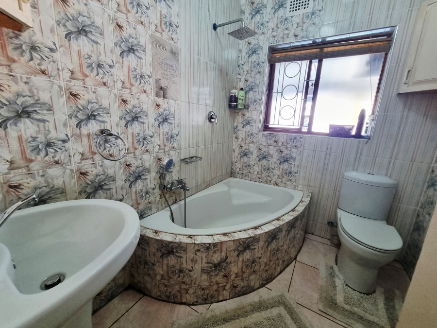 4 Bedroom Property for Sale in Grantham Park KwaZulu-Natal