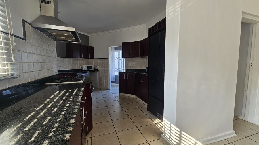 5 Bedroom Property for Sale in Ballito Central KwaZulu-Natal
