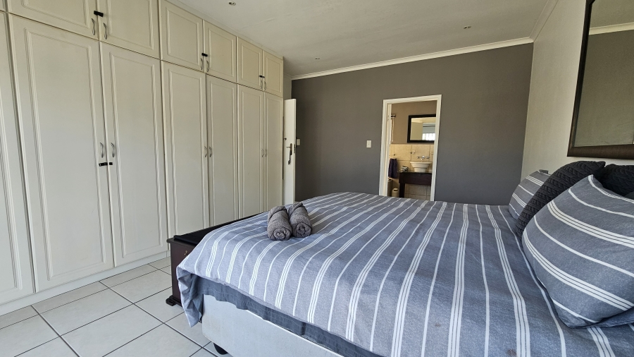 5 Bedroom Property for Sale in Ballito Central KwaZulu-Natal