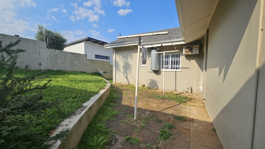 5 Bedroom Property for Sale in Ballito Central KwaZulu-Natal