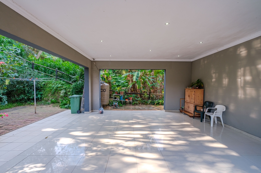 3 Bedroom Property for Sale in Westbrook KwaZulu-Natal