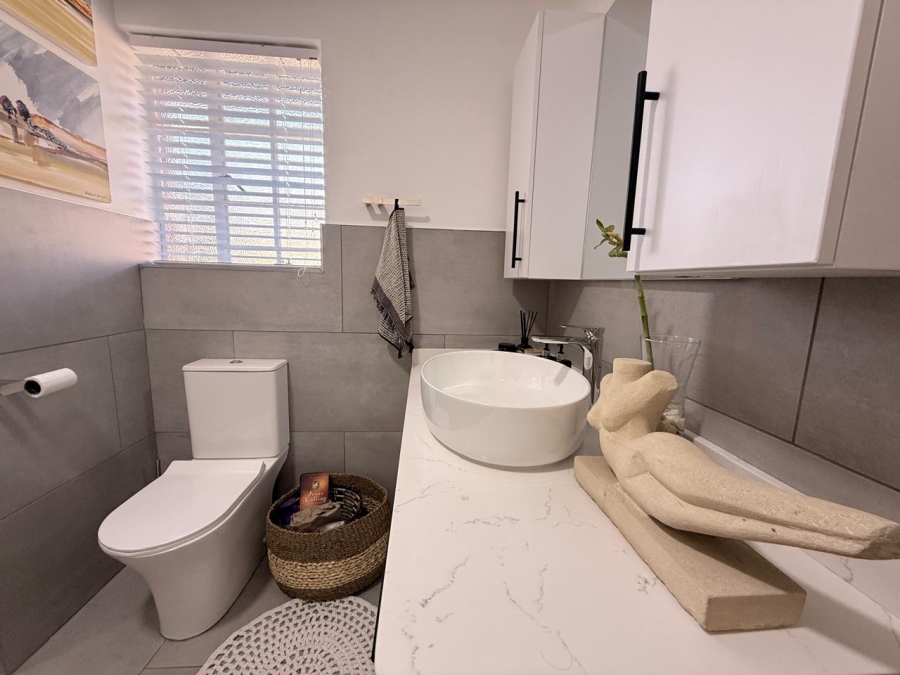 2 Bedroom Property for Sale in Newcastle KwaZulu-Natal