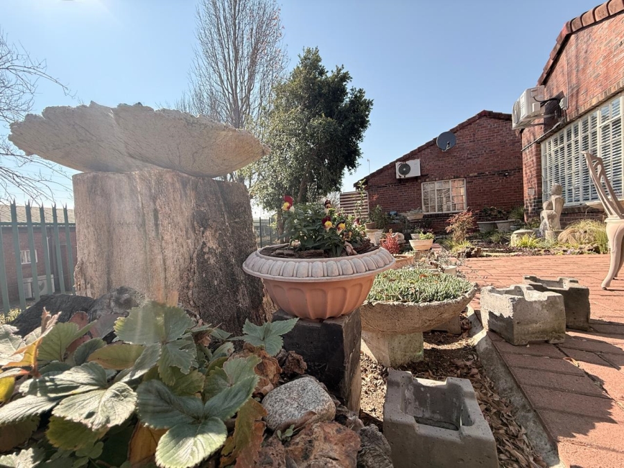 2 Bedroom Property for Sale in Newcastle KwaZulu-Natal