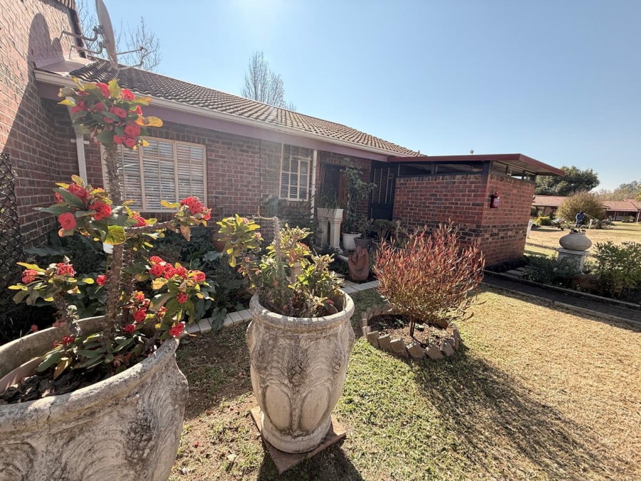 2 Bedroom Property for Sale in Newcastle KwaZulu-Natal