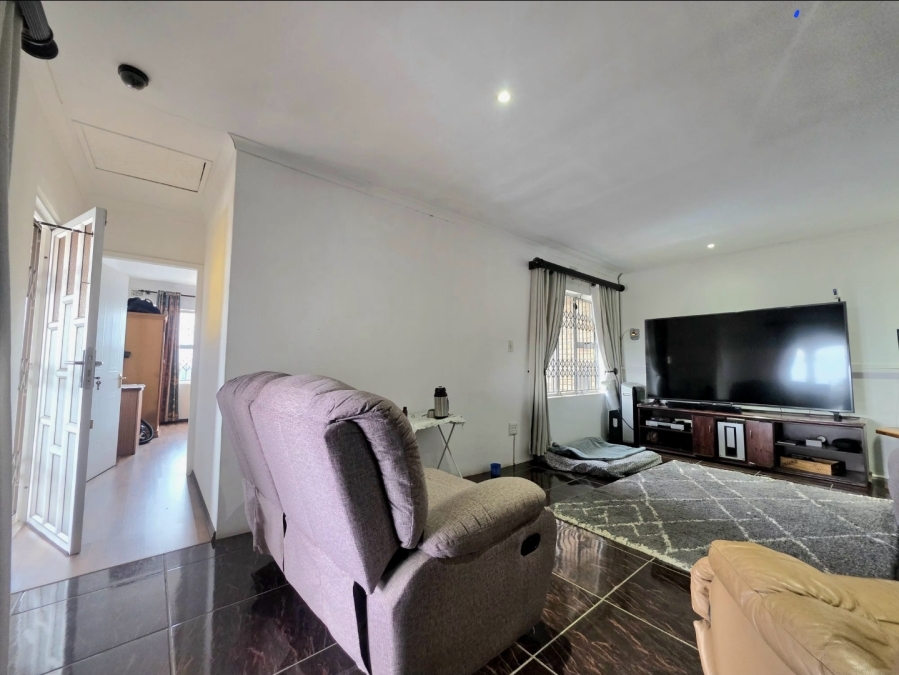 4 Bedroom Property for Sale in Lotus Park KwaZulu-Natal